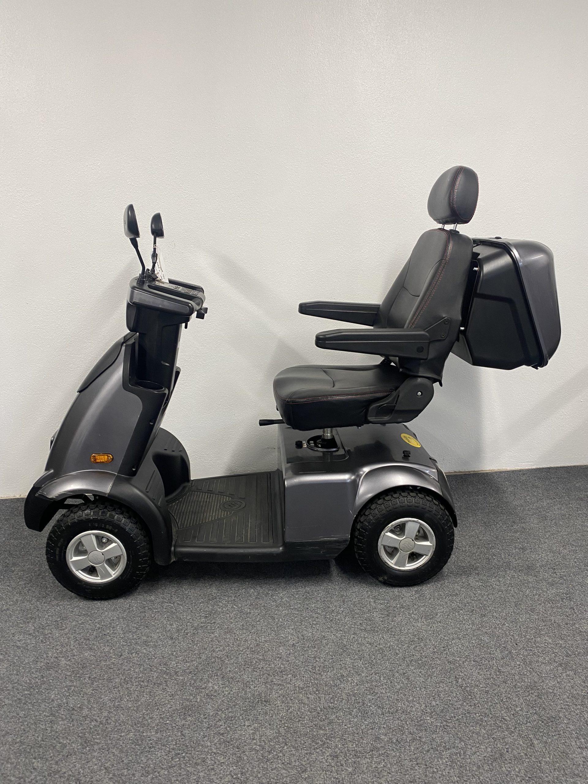TGA Breeze Midi 4