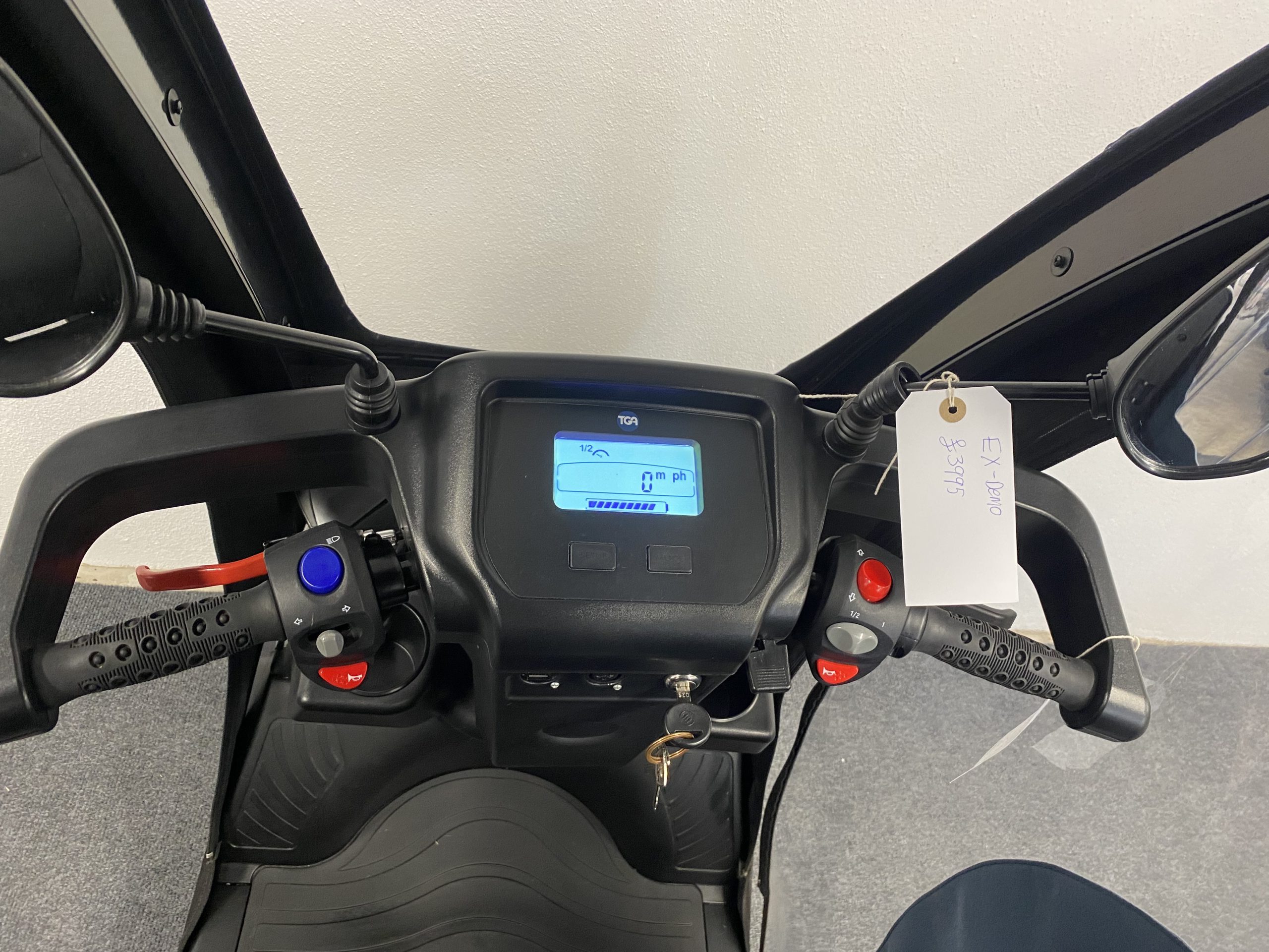 TGA Breeze with canopy